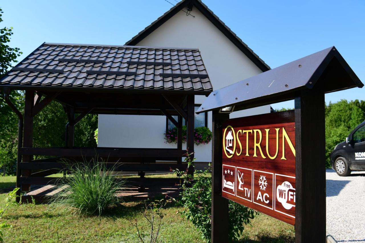 Holiday Home Ostrun ラコヴィツァ エクステリア 写真