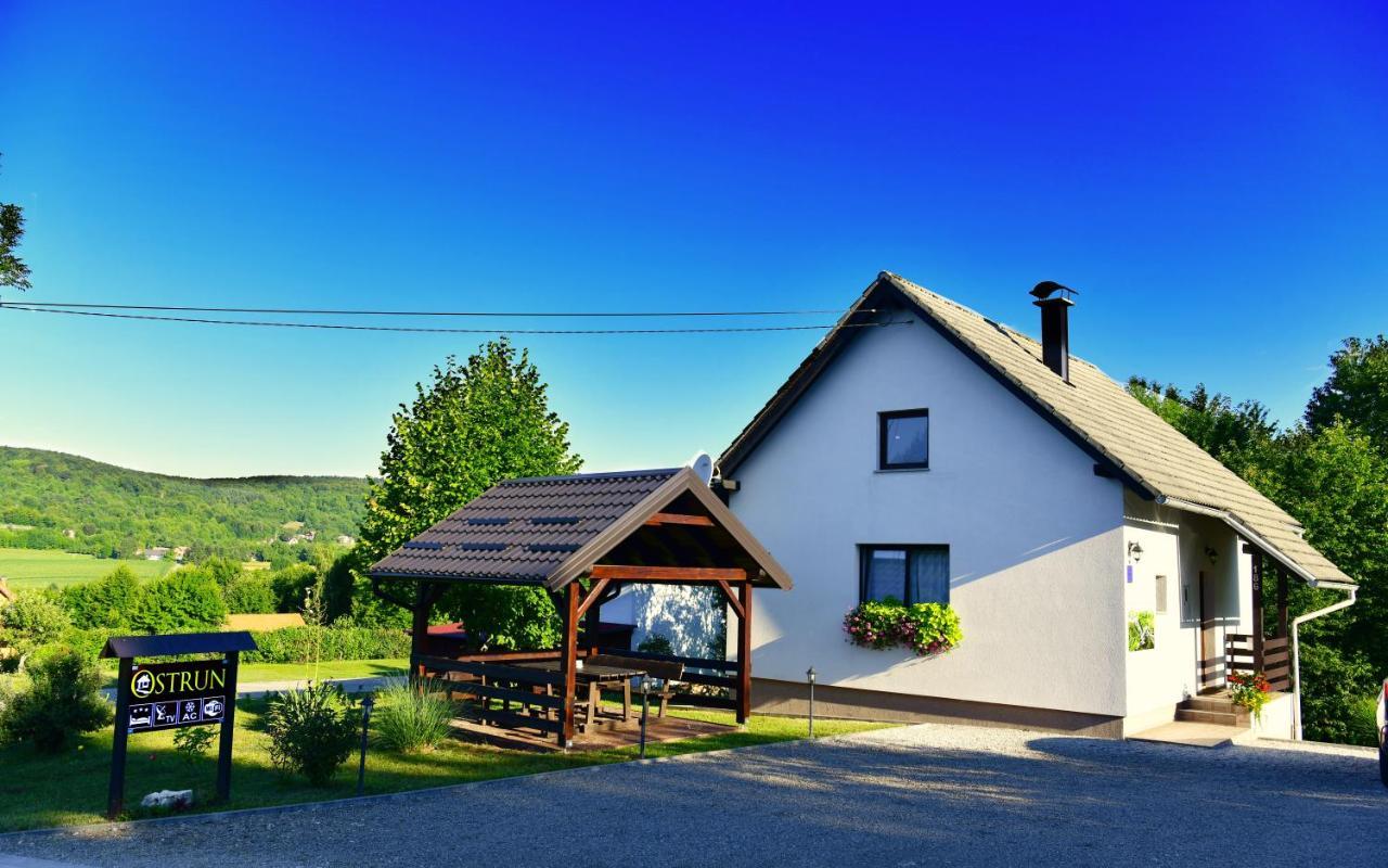 Holiday Home Ostrun ラコヴィツァ エクステリア 写真
