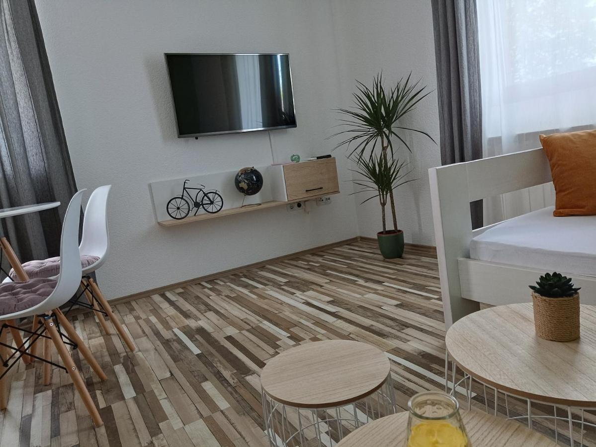 Holiday Home Ostrun ラコヴィツァ エクステリア 写真